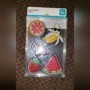 Locker magnet set 5 fruits New 🍓🍌🍉🍇NWT for school